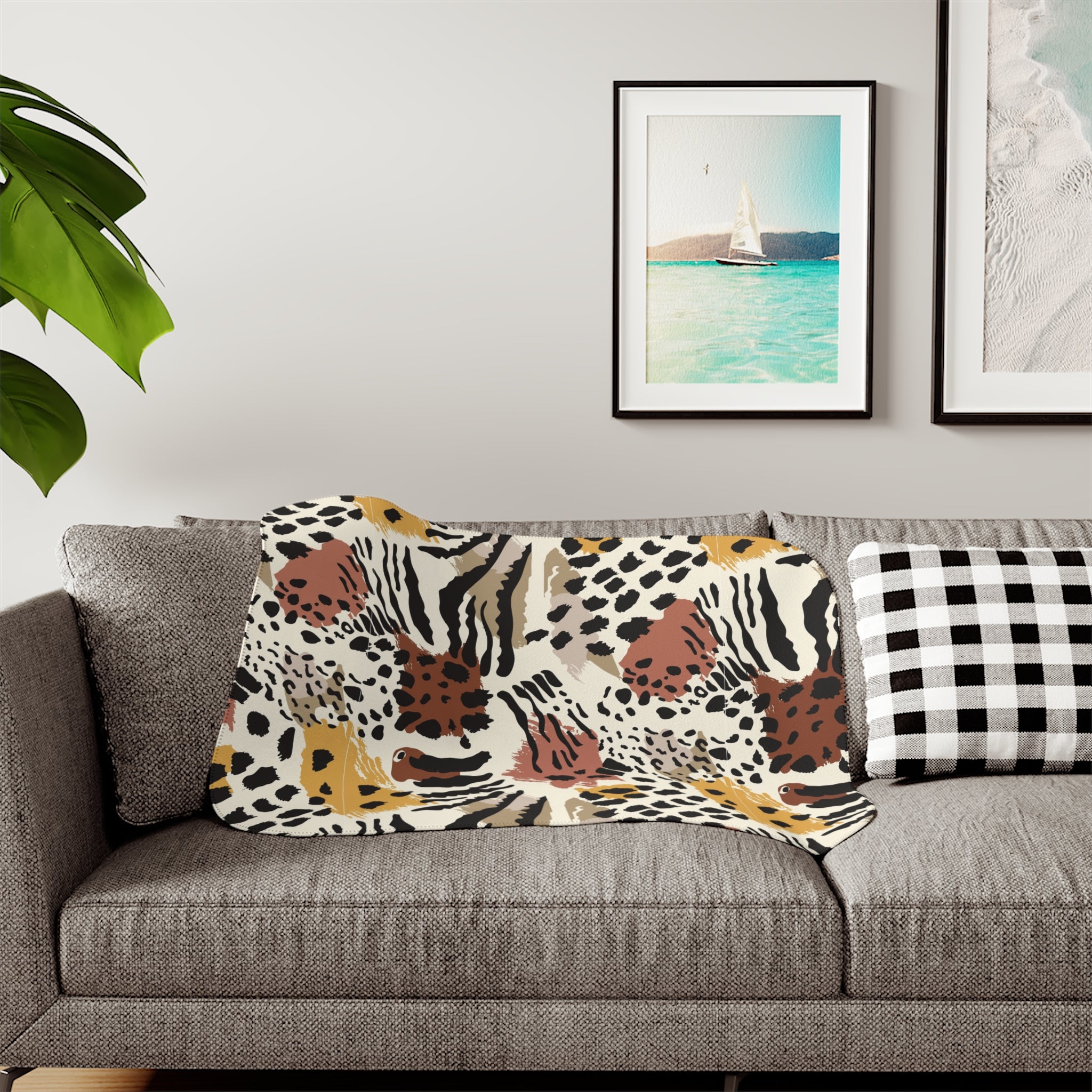 Animal Print Sherpa Blanket — Reversible Leopard & Beige Cozy Throw