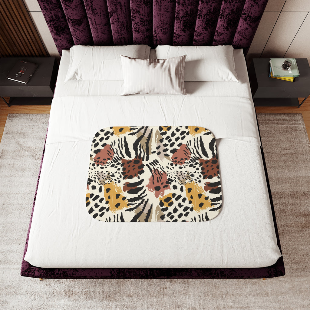 Animal Print Sherpa Blanket — Reversible Leopard & Beige Cozy Throw